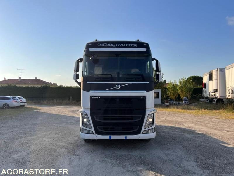 VOLVO FH 540 - 2016 - 1 080 000 KM - Vilkikas: foto 2 VOLVO FH 540 - 2016 - 1 080 000 KM - Vilkikas: foto 2