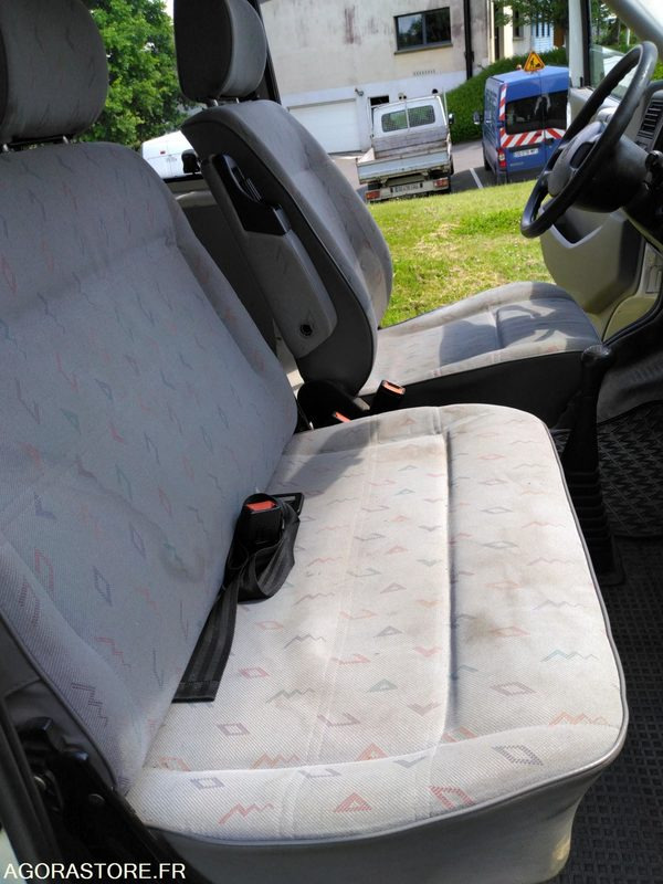Volkswagen combi transporteur en l'état - Mikroautobusas, Keleivinis furgonas: foto 5 Volkswagen combi transporteur en l'état - Mikroautobusas, Keleivinis furgonas: foto 5