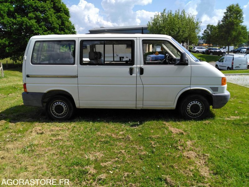 Volkswagen combi transporteur en l'état - Mikroautobusas, Keleivinis furgonas: foto 3 Volkswagen combi transporteur en l'état - Mikroautobusas, Keleivinis furgonas: foto 3