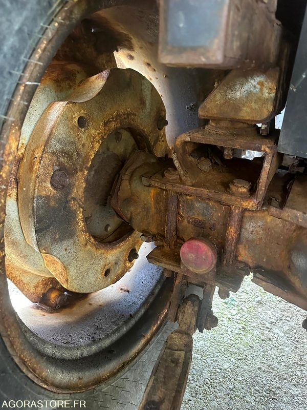 Tracteur - Traktorius: foto 4 Tracteur - Traktorius: foto 4