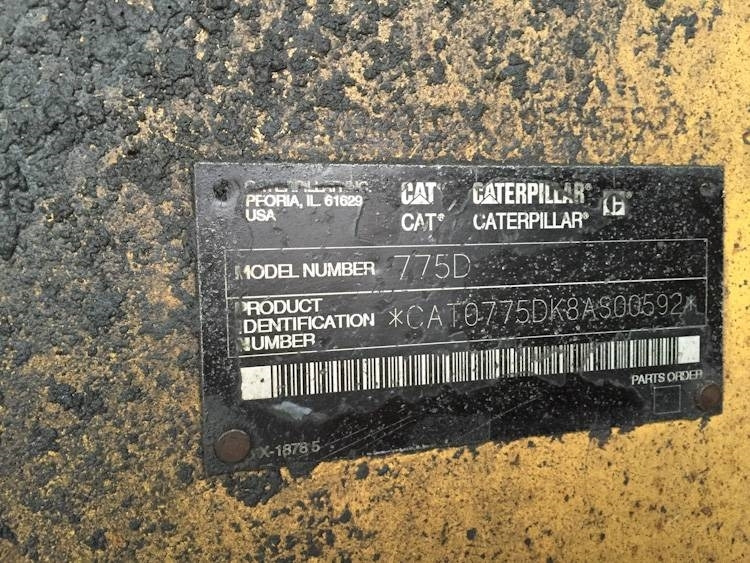 CATPILLAR 775D - Karjerinis savivartis: foto 4 CATPILLAR 775D - Karjerinis savivartis: foto 4