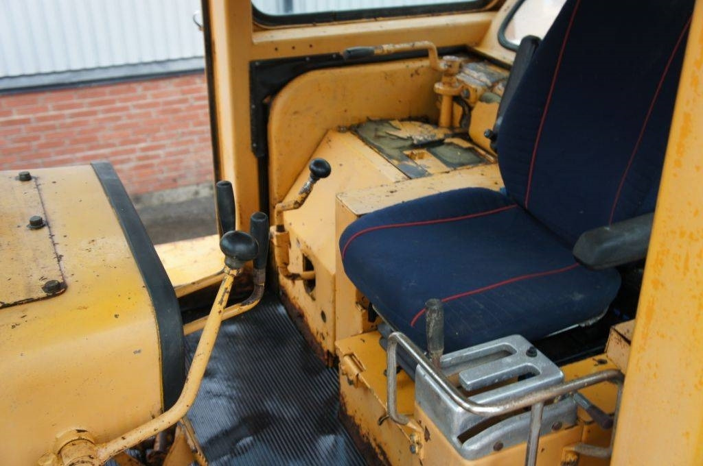 Komatsu D155A-1 - Buldozeris: foto 3 Komatsu D155A-1 - Buldozeris: foto 3