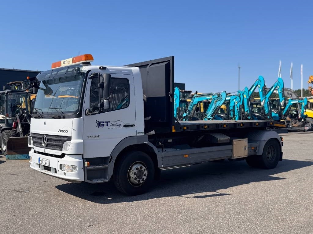 Mercedes-Benz Atego 1524 L 4X2 Växlare Pallift - Furgonas sunkvežimis: foto 1 Mercedes-Benz Atego 1524 L 4X2 Växlare Pallift - Furgonas sunkvežimis: foto 1