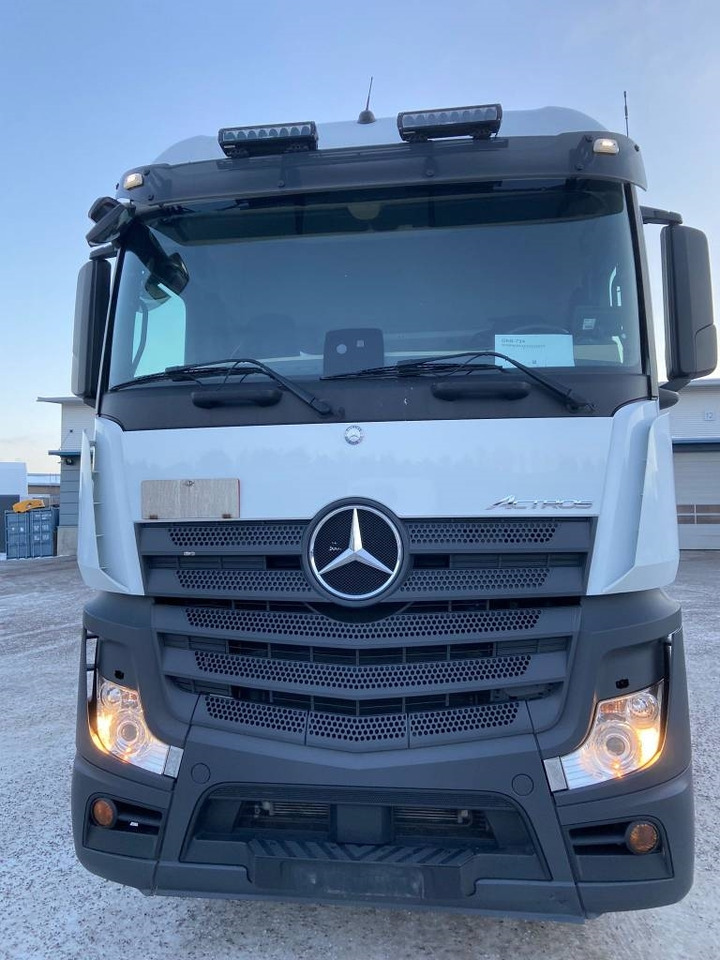 Mercedes-Benz Actros 2658 - Vilkikas: foto 2 Mercedes-Benz Actros 2658 - Vilkikas: foto 2