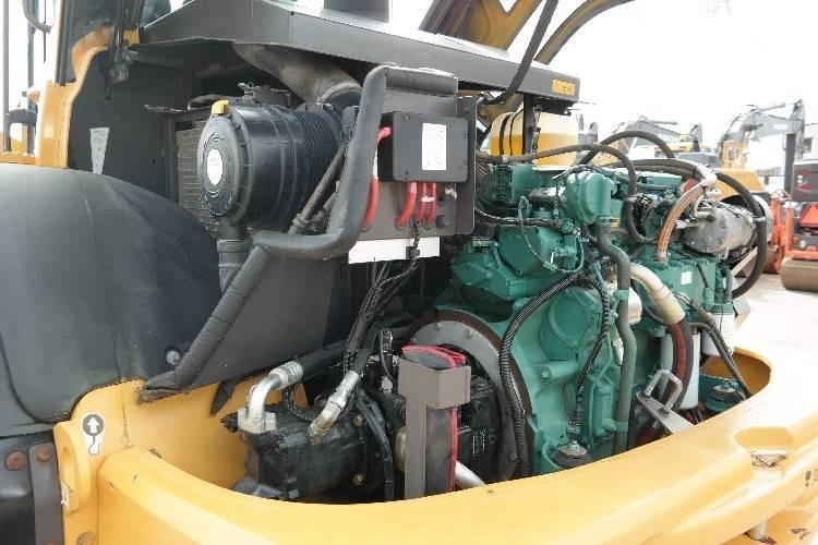 Ratinis krautuvas Volvo L 45 F: foto 18