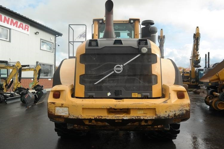 Volvo L220G - Ratinis krautuvas: foto 3 Volvo L220G - Ratinis krautuvas: foto 3