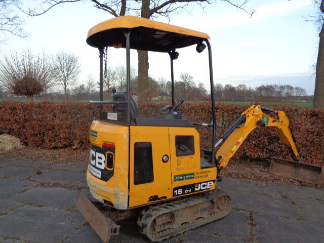 JCB 15C - Mini ekskavatorius: foto 4 JCB 15C - Mini ekskavatorius: foto 4
