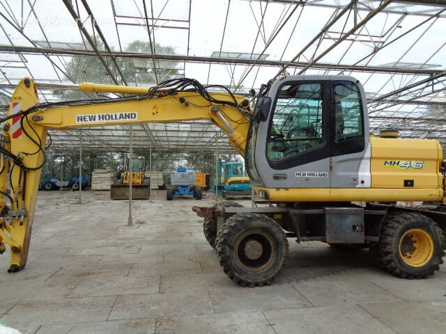 New Holland MH 4.6 - Ratinis ekskavatorius: foto 3 New Holland MH 4.6 - Ratinis ekskavatorius: foto 3
