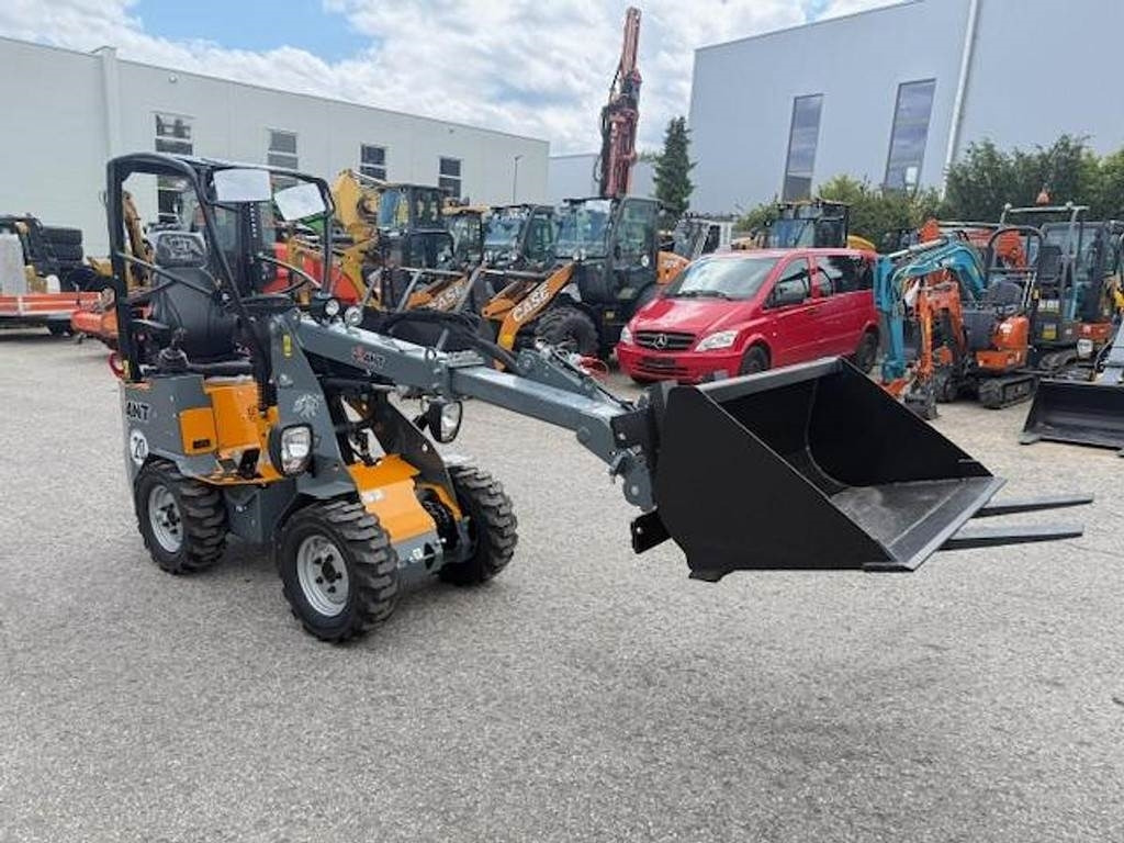 GiANT G1200 Tele - Ratinis krautuvas: foto 3 GiANT G1200 Tele - Ratinis krautuvas: foto 3