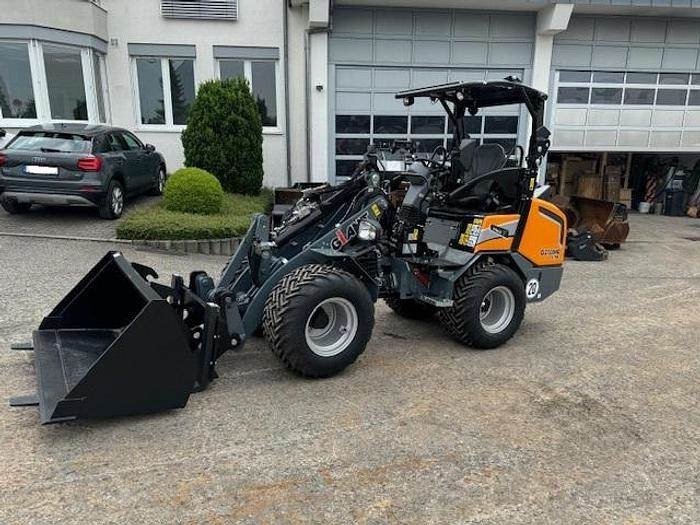 GiANT G2700 X-TRA HD Y - Ratinis krautuvas: foto 4 GiANT G2700 X-TRA HD Y - Ratinis krautuvas: foto 4