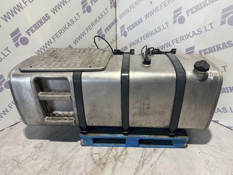DAF 830L, fuel tank with brackets - Degalų bakas - Sunkvežimis: foto 1 DAF 830L, fuel tank with brackets - Degalų bakas - Sunkvežimis: foto 1