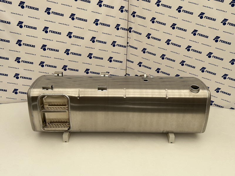 DAF New aluminum fuel tank 765L - Degalų bakas - Sunkvežimis: foto 1 DAF New aluminum fuel tank 765L - Degalų bakas - Sunkvežimis: foto 1