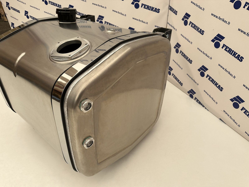 Hydraulic aluminum oil tank 250L - Hidraulinis bakas - Sunkvežimis: foto 3 Hydraulic aluminum oil tank 250L - Hidraulinis bakas - Sunkvežimis: foto 3