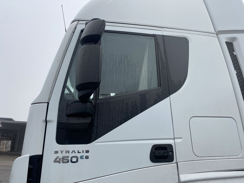 Iveco STRALIS - Durys ir dalys - Sunkvežimis: foto 1 Iveco STRALIS - Durys ir dalys - Sunkvežimis: foto 1