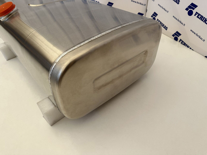 MAN New aluminum fuel tank 200L - Degalų bakas - Sunkvežimis: foto 2 MAN New aluminum fuel tank 200L - Degalų bakas - Sunkvežimis: foto 2