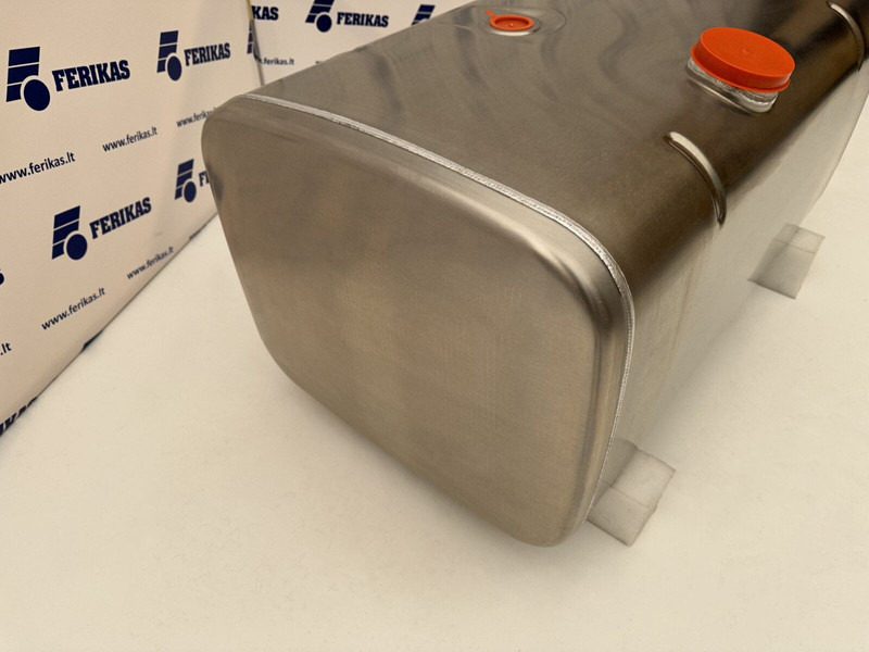 MAN New aluminum fuel tank 300L - Degalų bakas - Sunkvežimis: foto 2 MAN New aluminum fuel tank 300L - Degalų bakas - Sunkvežimis: foto 2