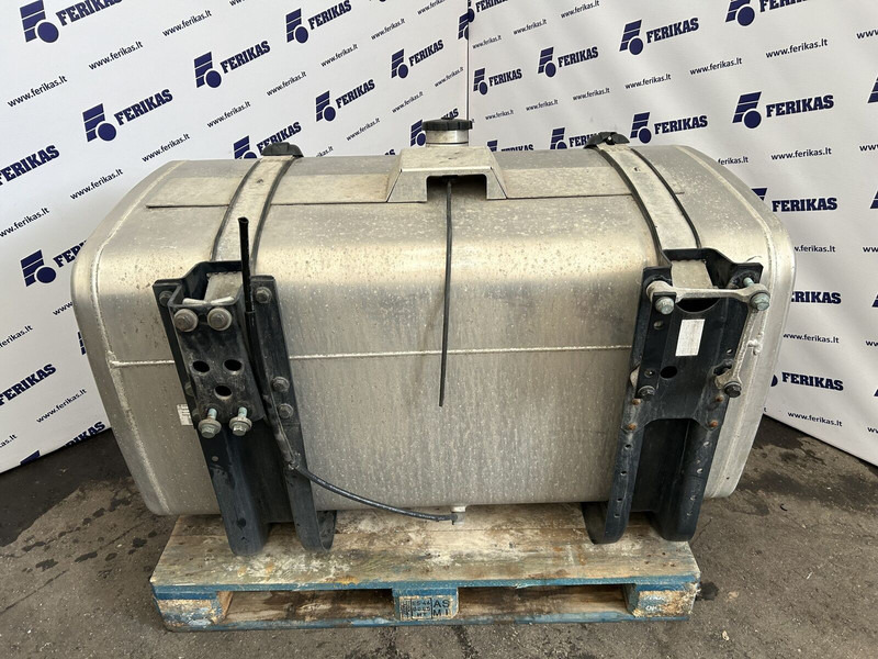 MAN complete fuel tank with brackets - Degalų bakas - Sunkvežimis: foto 5 MAN complete fuel tank with brackets - Degalų bakas - Sunkvežimis: foto 5