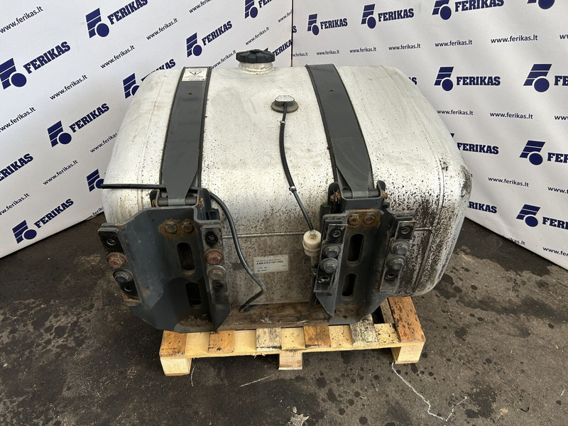 Mercedes-Benz 330L complete fuel tank with brackets - Degalų bakas - Sunkvežimis: foto 5 Mercedes-Benz 330L complete fuel tank with brackets - Degalų bakas - Sunkvežimis: foto 5