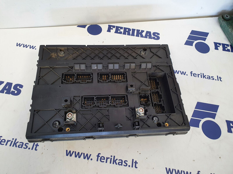 Mercedes-Benz Actros - Elektros sistema - Sunkvežimis: foto 2 Mercedes-Benz Actros - Elektros sistema - Sunkvežimis: foto 2