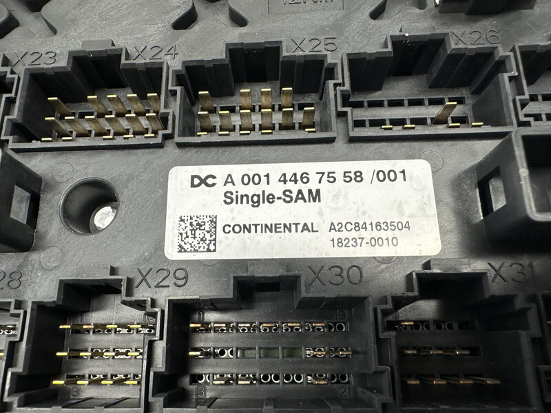 Mercedes-Benz Actros - Elektros sistema - Sunkvežimis: foto 3 Mercedes-Benz Actros - Elektros sistema - Sunkvežimis: foto 3