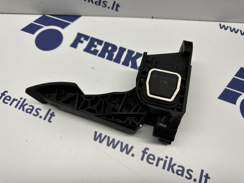 Mercedes-Benz MP4 accelerator pedal - Pedalas - Sunkvežimis: foto 2 Mercedes-Benz MP4 accelerator pedal - Pedalas - Sunkvežimis: foto 2