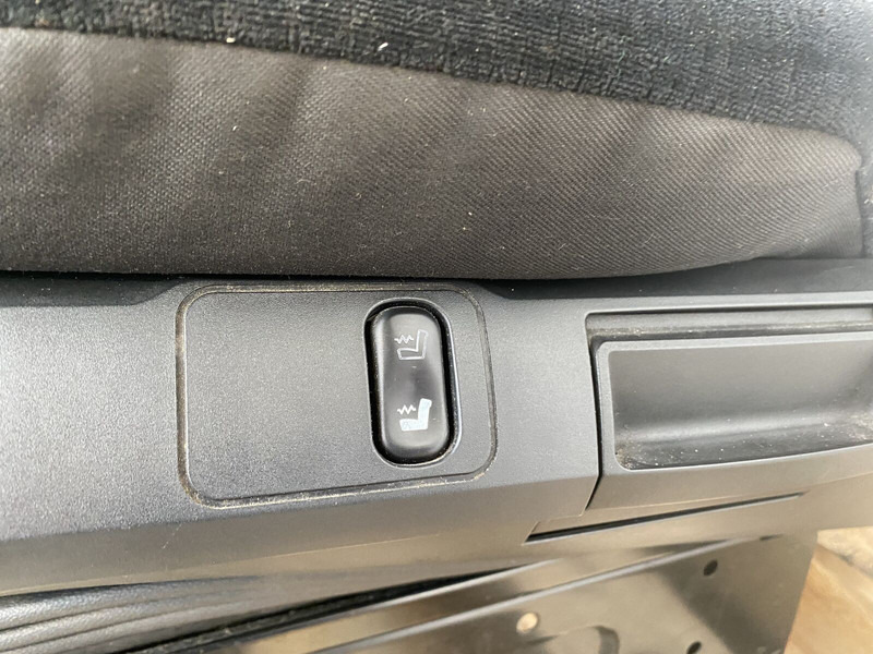 Mercedes-Benz MP4 actros - Sėdynė - Sunkvežimis: foto 3 Mercedes-Benz MP4 actros - Sėdynė - Sunkvežimis: foto 3