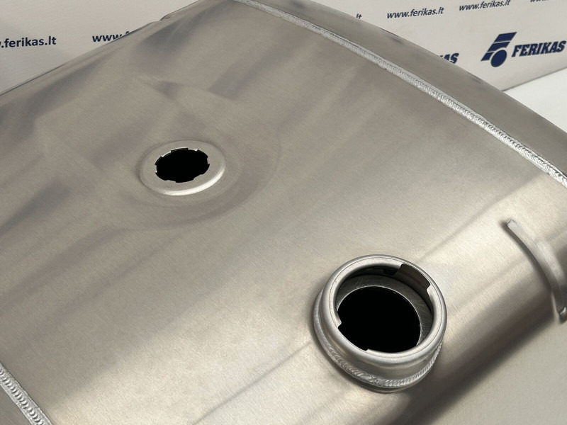Mercedes-Benz New aluminum fuel tank 320 L. - Degalų bakas - Sunkvežimis: foto 4 Mercedes-Benz New aluminum fuel tank 320 L. - Degalų bakas - Sunkvežimis: foto 4