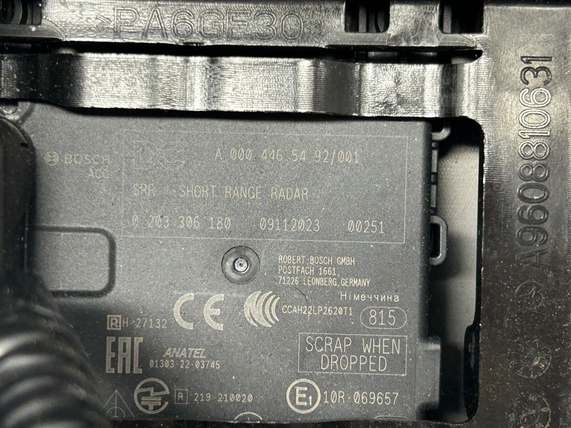 Mercedes-Benz SRR Short Range Radar - Jutiklis - Sunkvežimis: foto 4 Mercedes-Benz SRR Short Range Radar - Jutiklis - Sunkvežimis: foto 4