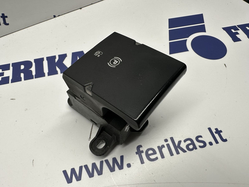 Renault parking brake switch - Prietaisų skydas - Sunkvežimis: foto 2 Renault parking brake switch - Prietaisų skydas - Sunkvežimis: foto 2