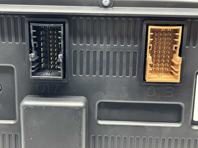 Scania LED - Prietaisų skydas - Sunkvežimis: foto 3 Scania LED - Prietaisų skydas - Sunkvežimis: foto 3