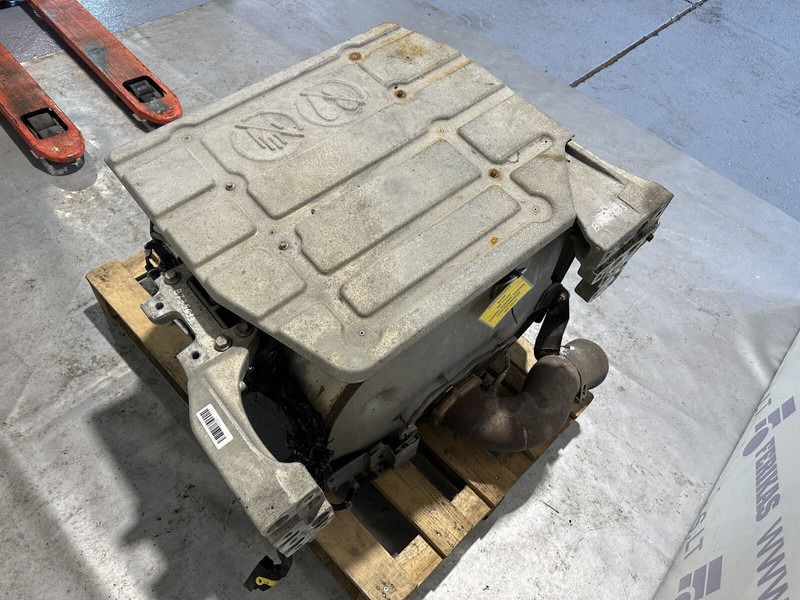 Volvo selective catalyst reduction silencer, SCR - Katalizatorius - Sunkvežimis: foto 4 Volvo selective catalyst reduction silencer, SCR - Katalizatorius - Sunkvežimis: foto 4