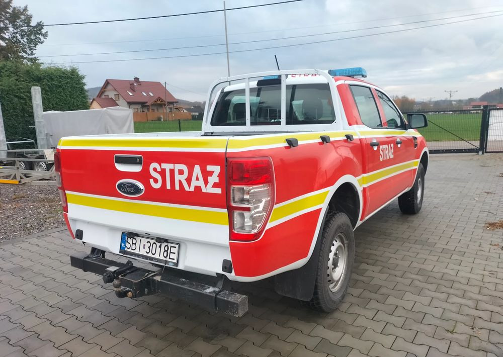 Ford Ranger 4x4 2.0 TDCI Straż strażacki pożarniczy ratowniczy pickup (Amarok, Navara, L200, Hilux) - Pikapas: foto 4 Ford Ranger 4x4 2.0 TDCI Straż strażacki pożarniczy ratowniczy pickup (Amarok, Navara, L200, Hilux) - Pikapas: foto 4