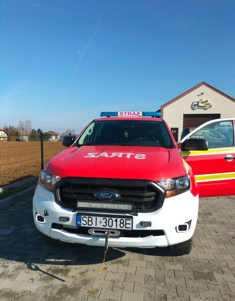 Ford Ranger 4x4 2.0 TDCI Straż strażacki pożarniczy ratowniczy pickup (Amarok, Navara, L200, Hilux) - Pikapas: foto 5 Ford Ranger 4x4 2.0 TDCI Straż strażacki pożarniczy ratowniczy pickup (Amarok, Navara, L200, Hilux) - Pikapas: foto 5