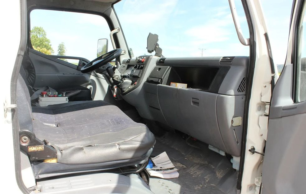 Šiukšliavežis Mitsubishi CANTER 7C15: foto 9