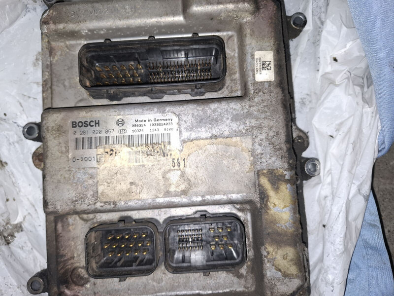 MAN BOSCH 0281001521. 0261200173 \ 020600009 - Valdymo blokas: foto 1 MAN BOSCH 0281001521. 0261200173 \ 020600009 - Valdymo blokas: foto 1