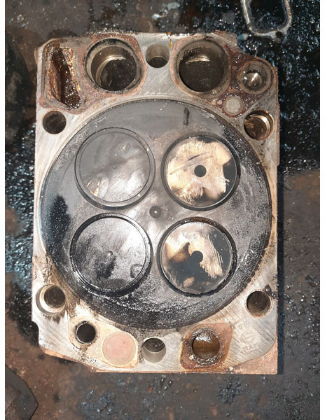 MAN - Cilindrų blokas: foto 2 MAN - Cilindrų blokas: foto 2