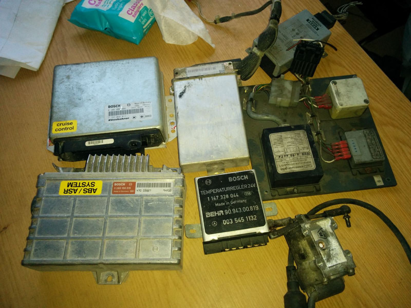 MAN Intarder EST-32 ZF-6009058022 - Valdymo blokas: foto 4 MAN Intarder EST-32 ZF-6009058022 - Valdymo blokas: foto 4