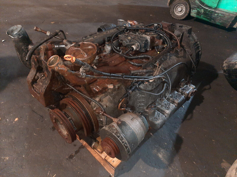 Mercedes-Benz OM447 - Variklis: foto 1 Mercedes-Benz OM447 - Variklis: foto 1