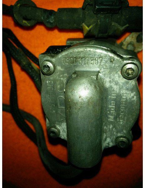 Mercedes-Benz Патенциометр 4460190000. ZF 0501311587 - Jutiklis: foto 4 Mercedes-Benz Патенциометр 4460190000. ZF 0501311587 - Jutiklis: foto 4