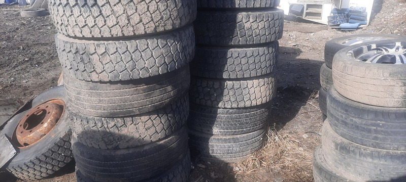 Michelin 295*80R22.5 255*70 \ 275*70* 265\70R19.5 - Padanga - Sunkvežimis: foto 5 Michelin 295*80R22.5 255*70 \ 275*70* 265\70R19.5 - Padanga - Sunkvežimis: foto 5