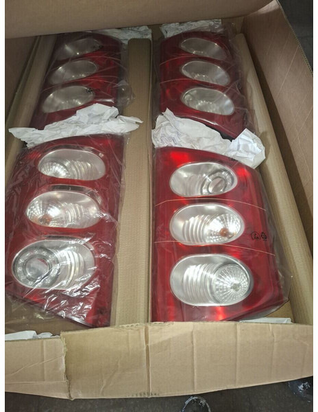 Volvo B12-9700 - Apšvietimas: foto 2 Volvo B12-9700 - Apšvietimas: foto 2