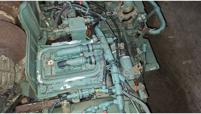 Volvo DH12D 420EC01. DH12E340EC06 . - Variklis: foto 3 Volvo DH12D 420EC01. DH12E340EC06 . - Variklis: foto 3