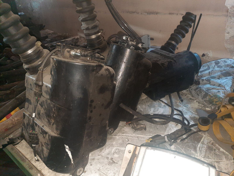 Volvo UDA2-7, 5-EXE-24 - Išmetimo sistema: foto 4 Volvo UDA2-7, 5-EXE-24 - Išmetimo sistema: foto 4