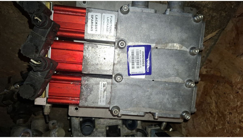 Volvo электроклапан отопления UWE Viking X3M-2 - Vožtuvas: foto 2 Volvo электроклапан отопления UWE Viking X3M-2 - Vožtuvas: foto 2