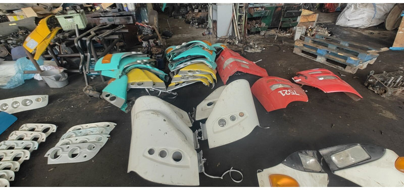 Volvo магнетолы . B12 . Ивеко - Bamperis: foto 1 Volvo магнетолы . B12 . Ивеко - Bamperis: foto 1