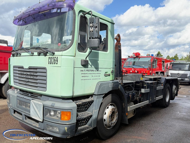 MAN 26.403 6x2 Stuuras, ADR - Hook-lift sunkvežimis: foto 3 MAN 26.403 6x2 Stuuras, ADR - Hook-lift sunkvežimis: foto 3