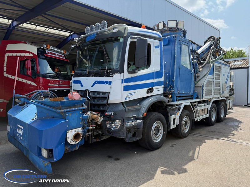 Mercedes-Benz Arocs 3242 AMV 7450D Concreetsprayer - Betono siurblys: foto 2 Mercedes-Benz Arocs 3242 AMV 7450D Concreetsprayer - Betono siurblys: foto 2