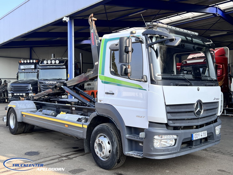 Mercedes-Benz Atego 1527 Manuel, Euro 6, HIAB 10 Tons - Hook-lift sunkvežimis: foto 1 Mercedes-Benz Atego 1527 Manuel, Euro 6, HIAB 10 Tons - Hook-lift sunkvežimis: foto 1