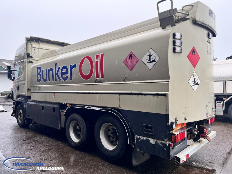 Scania R620 V8 Manuel, Retarder, 19000 liter, 5 Compartments, Pump & Hoses - Autocisterna: foto 4 Scania R620 V8 Manuel, Retarder, 19000 liter, 5 Compartments, Pump & Hoses - Autocisterna: foto 4