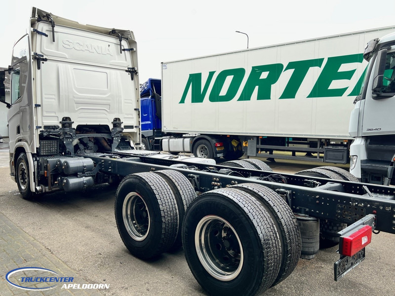 Scania R650 V8 NGS 6x4, Standclima, PTO, Retarder - Važiuoklės sunkvežimis: foto 4 Scania R650 V8 NGS 6x4, Standclima, PTO, Retarder - Važiuoklės sunkvežimis: foto 4